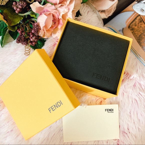 Fendi Ceramic' White Dial Chronograph Quartz Watch - Picture 8 of 8